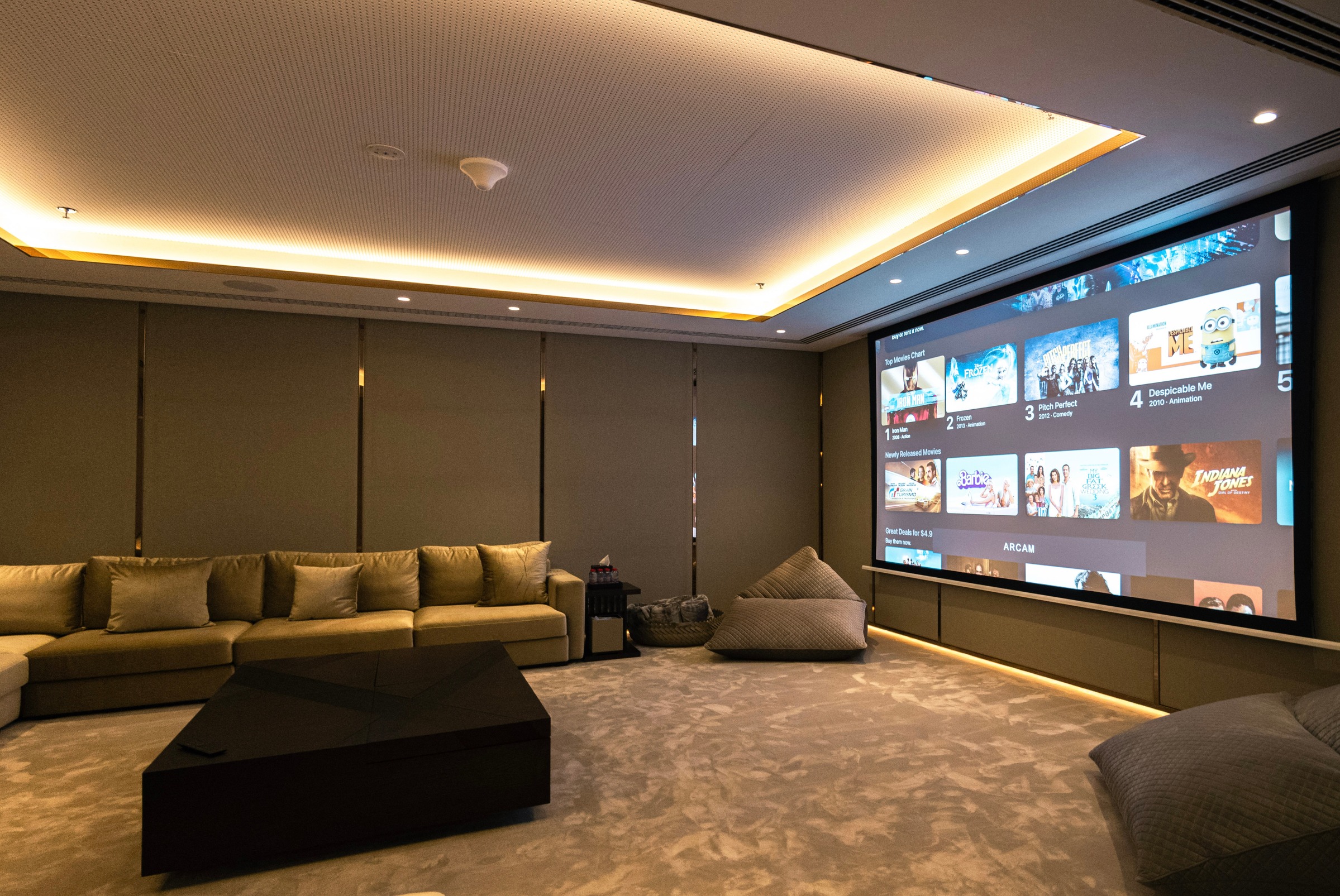 Dom Prywatny, Kino Domowe, Dubaj, ZEA &mdash; widok 1