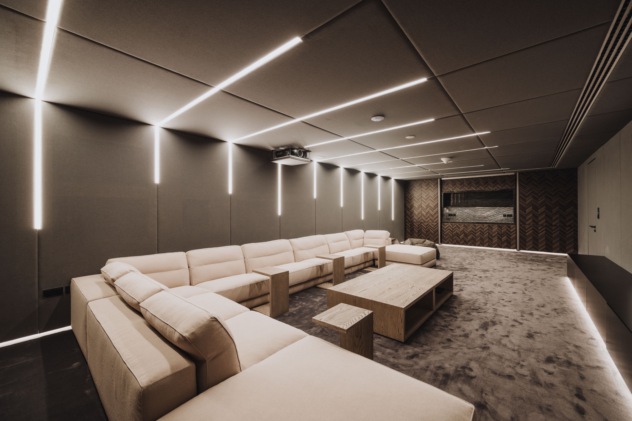 Dom Prywatny, Kino Domowe, Dubaj, ZEA &mdash; widok 2